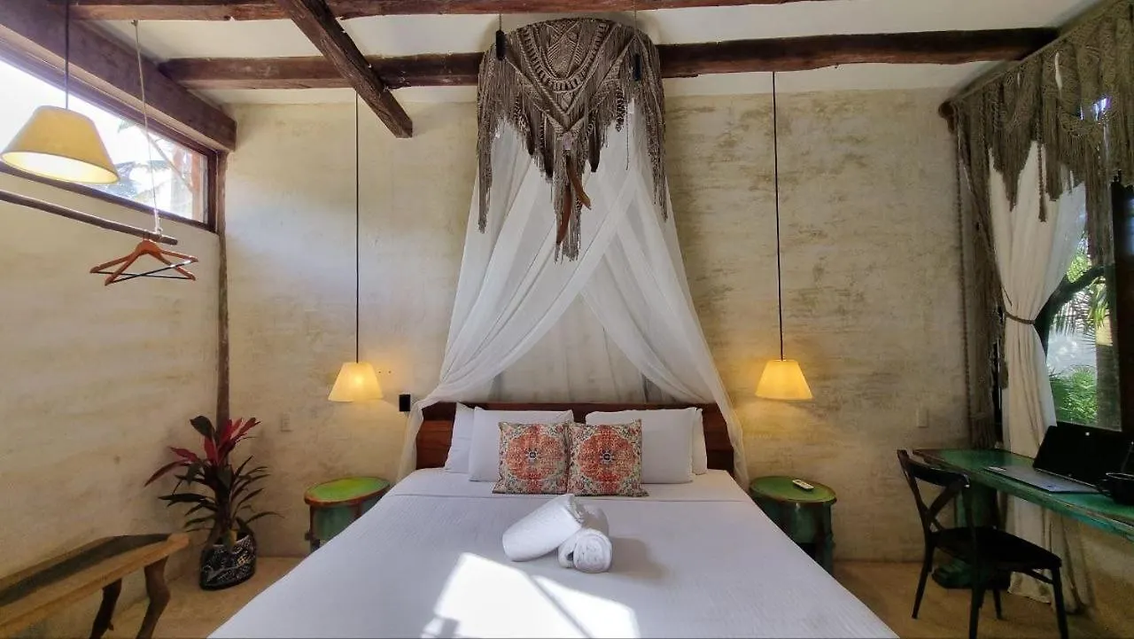 Hippie Chit Jungle Hotel Tulum