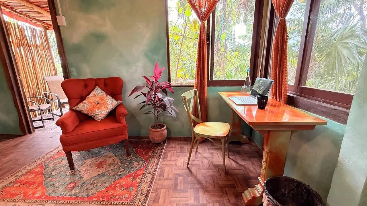 Hippie Chit Jungle Hotel Tulum