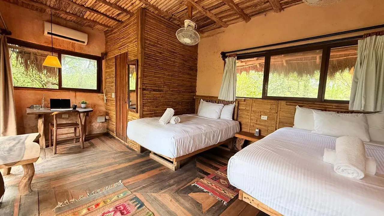 Hippie Chit Jungle Hotel Tulum